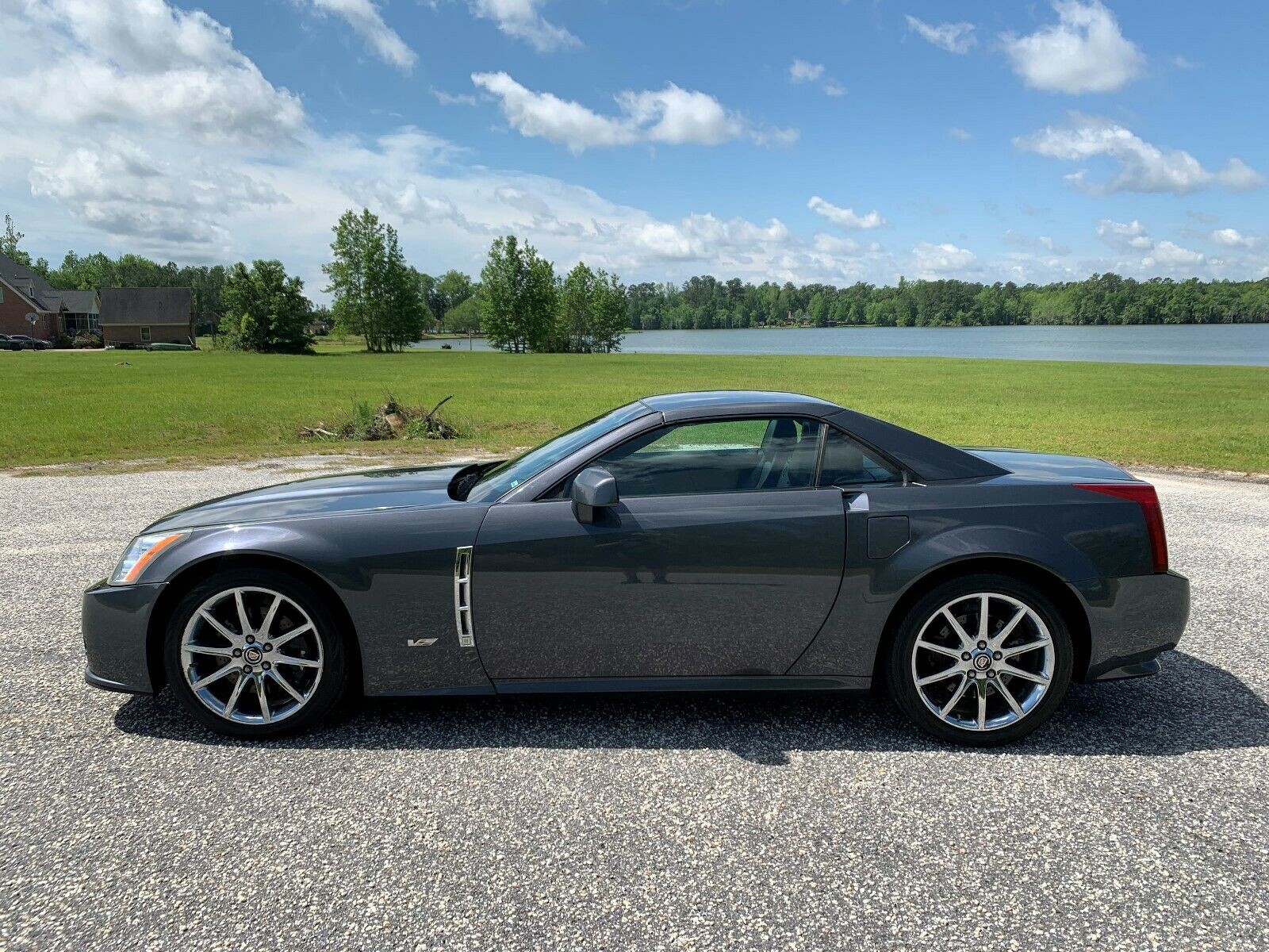 2009 Cadillac XLR V Supercharged Automatic - Carseva - Find the Perfect ...